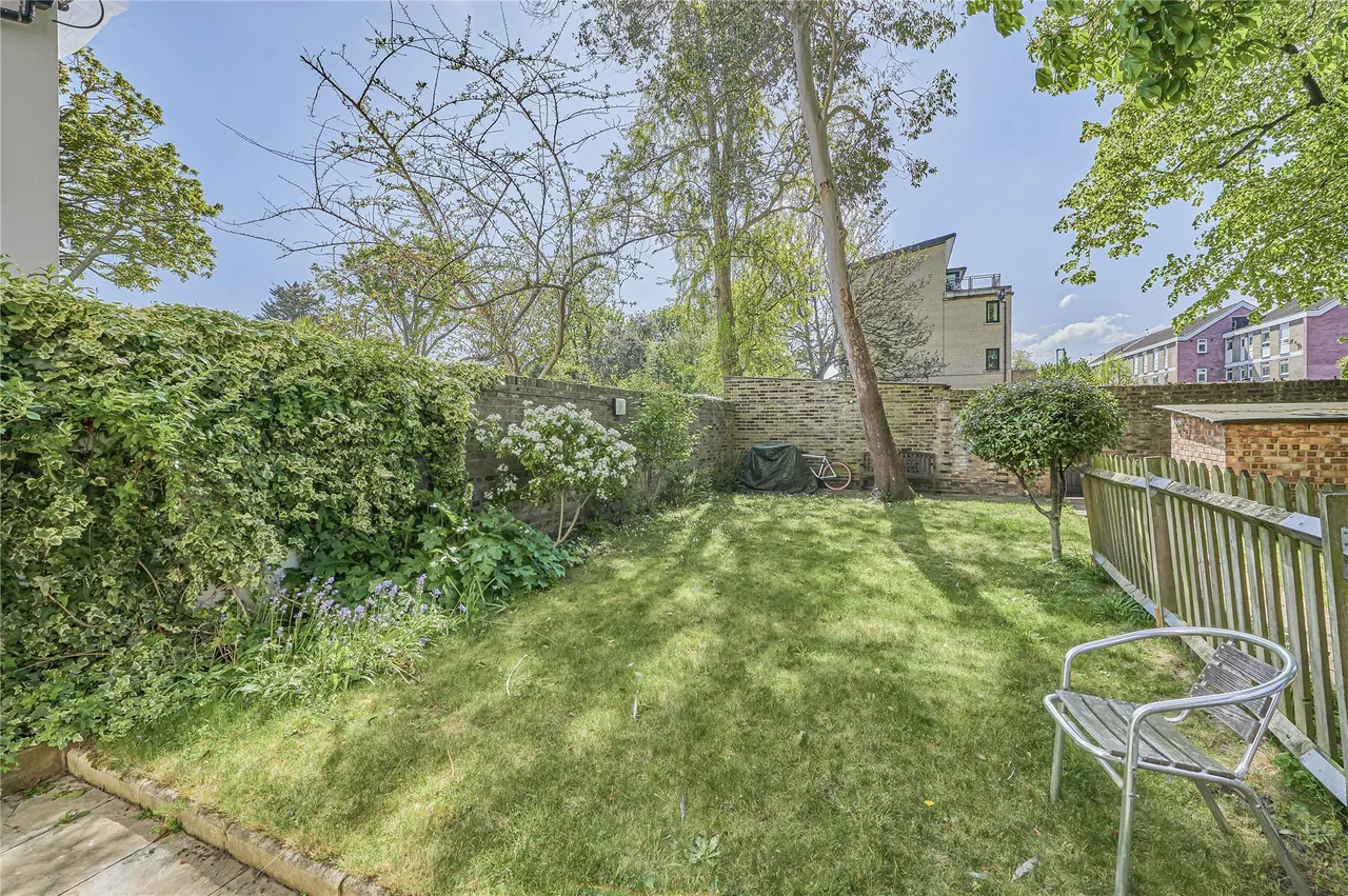 Larkhall Rise, London, SW4, photo 9