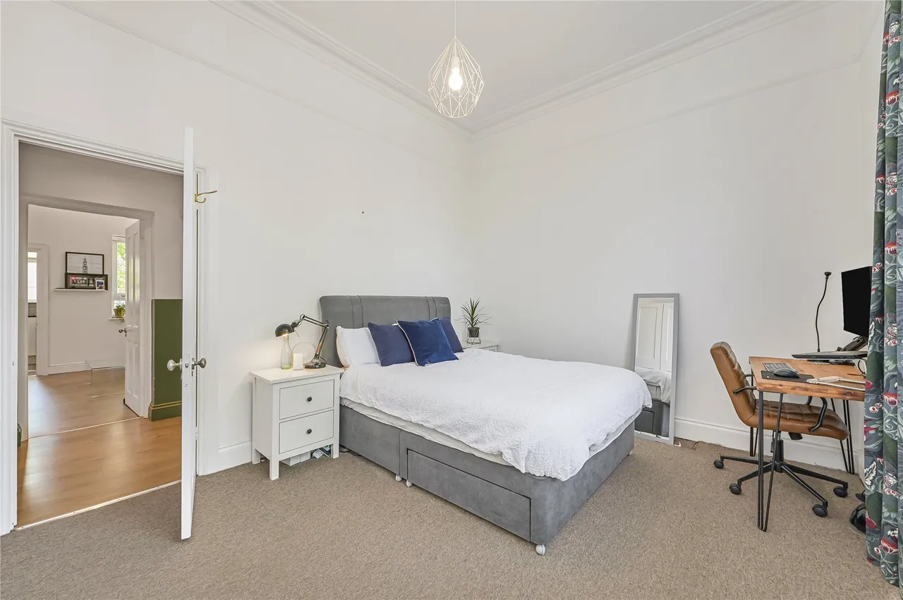 Larkhall Rise, London, SW4, photo 13