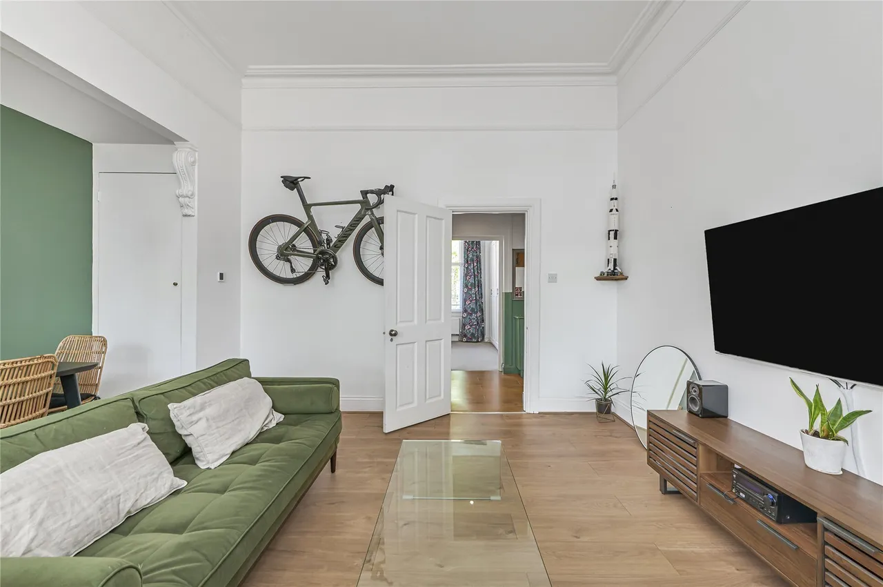 Larkhall Rise, London, SW4, photo 11