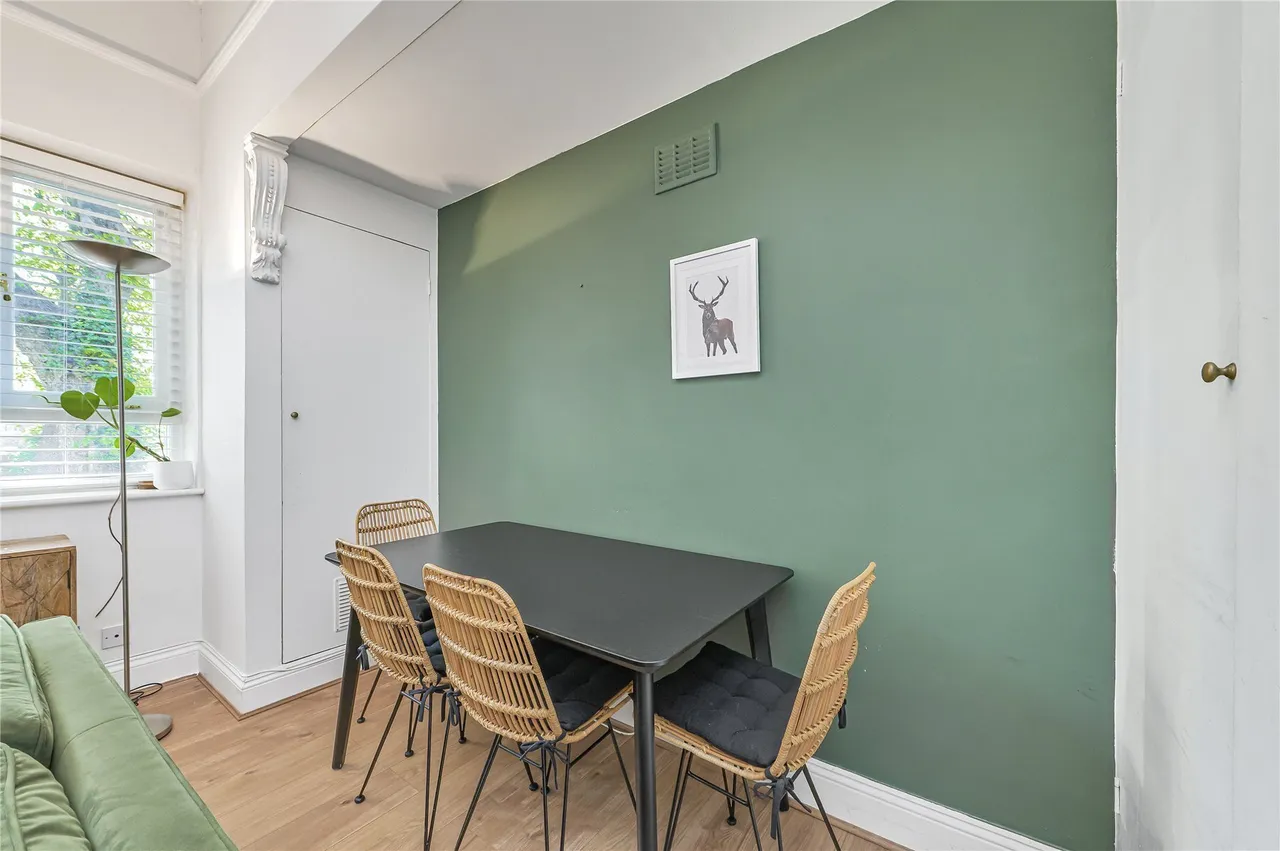 Larkhall Rise, London, SW4, photo 6