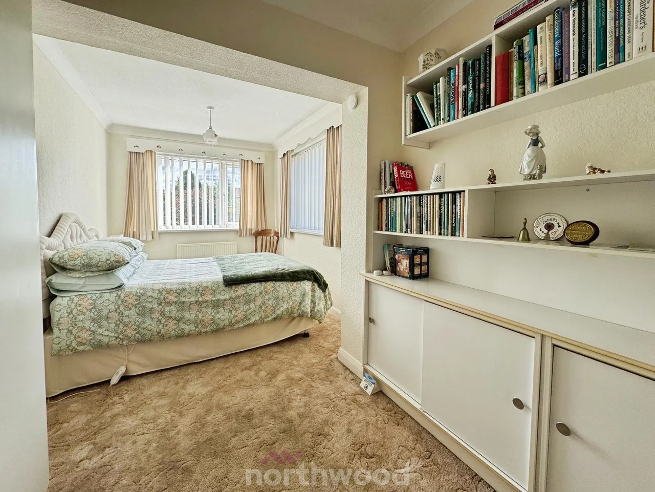 Park Crescent, Thorne, DN8, photo 3