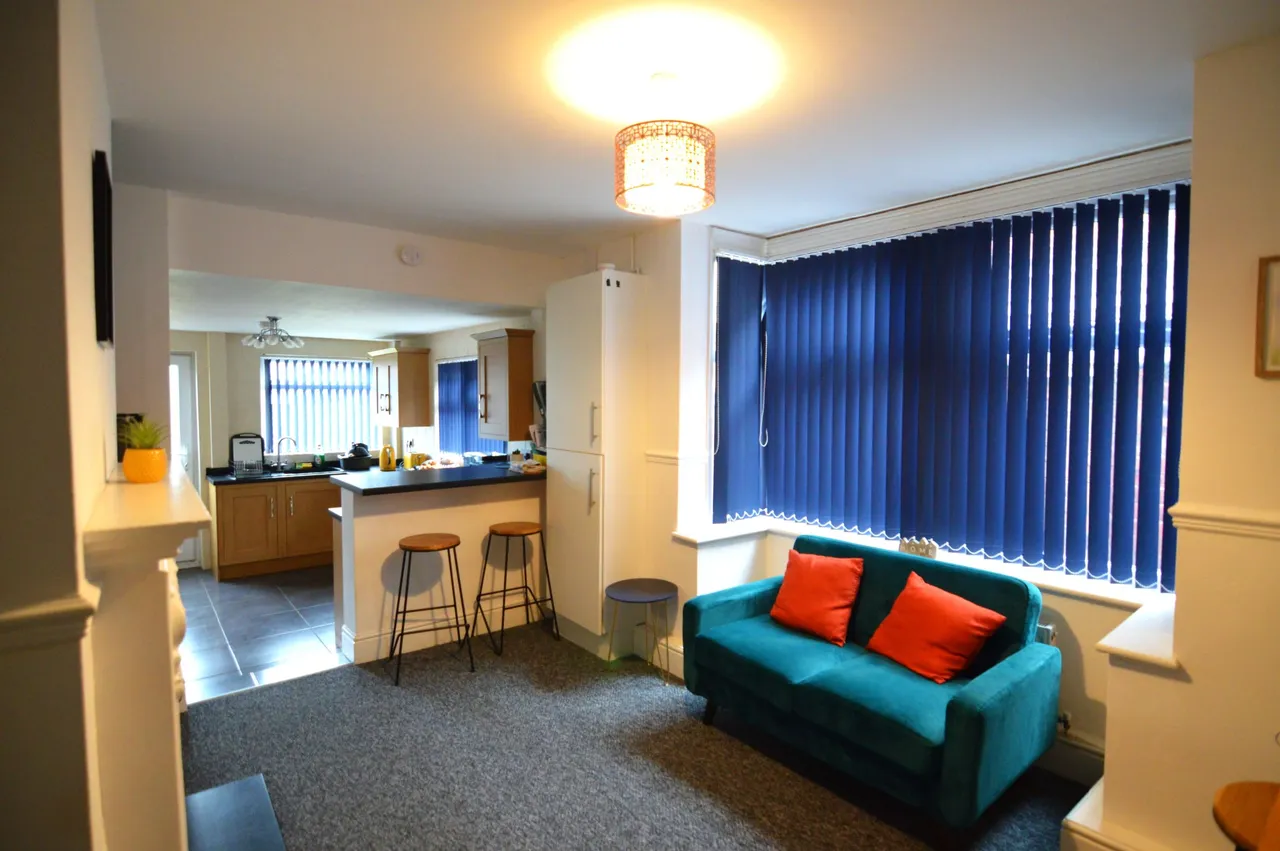 Legsby Avenue, Grimsby, Lincolnshire, DN32 0NE, photo 4
