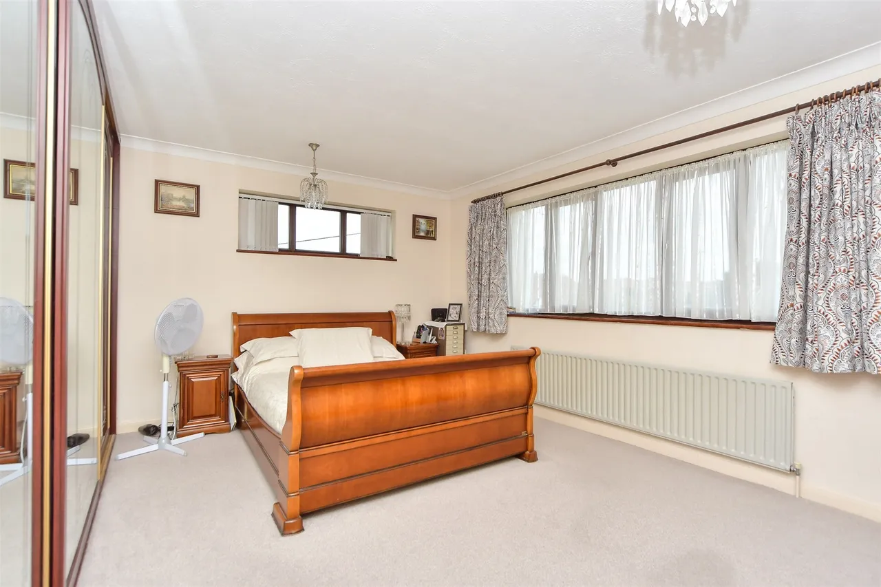 Seaside Avenue, Minster-On-Sea, ME12, photo 10