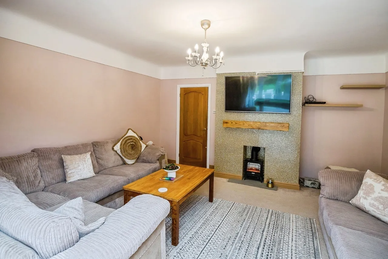 Cilcain Road, Pantymwyn, CH7, photo 11