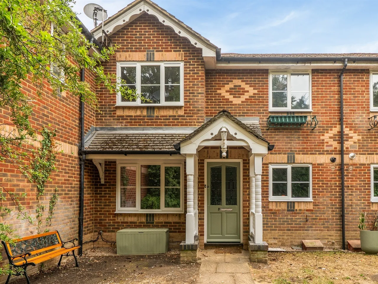 2 bed house for sale — All Saints Avenue, Maidenhead