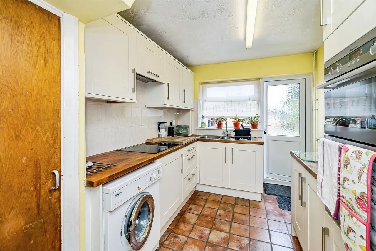 Fern Drive, Taplow, SL6, photo 2
