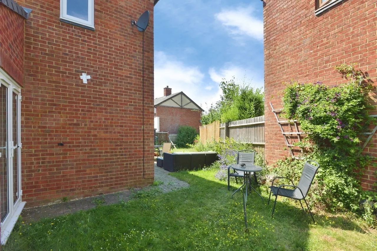 Nursery Gardens, Bradwell, Milton Keynes, Buckinghamshire, MK13, photo 22