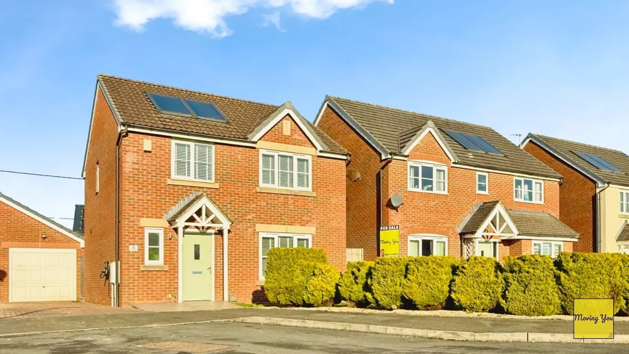 4 bed house for sale — Clos Cae Ffynnon, North Cornelly, Bridgend, CF33