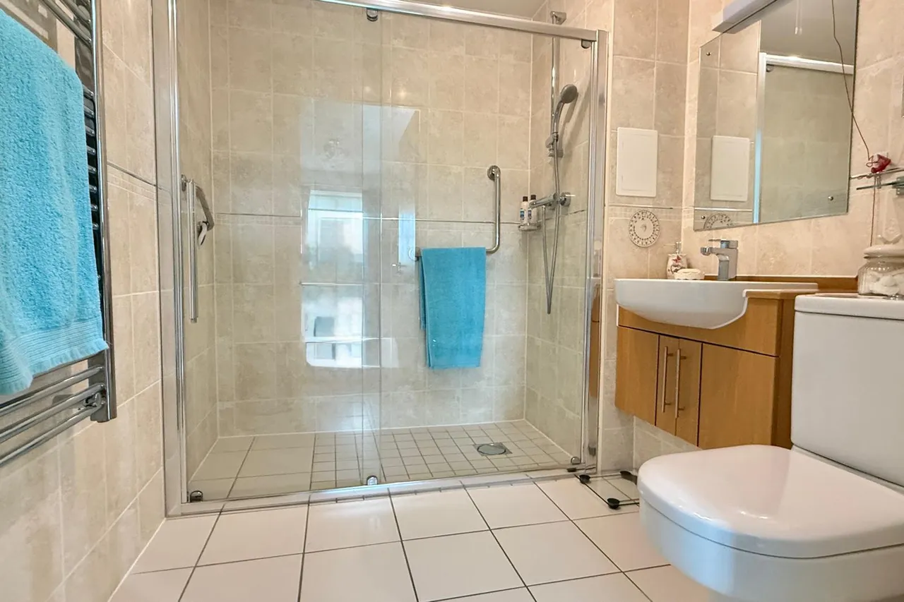 Parsonage Barn Lane, BH24, photo 16