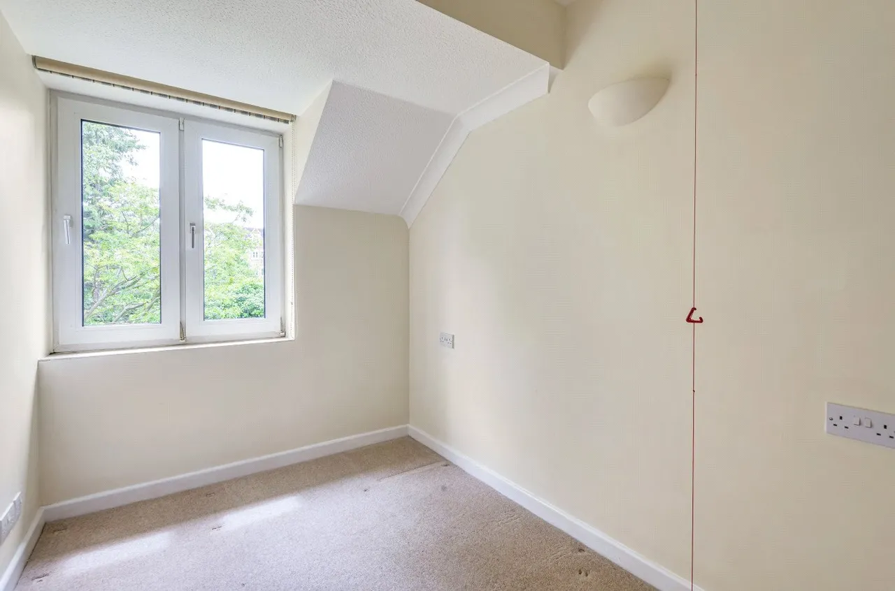 Burpham Lane, Burpham, GU4, photo 9