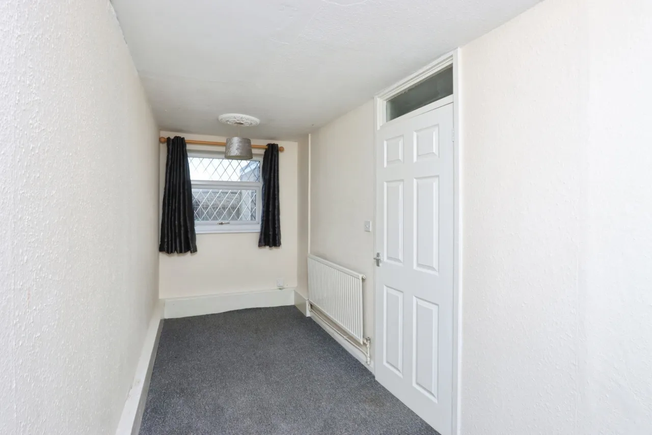 Erskine View, Sheffield, S2, photo 9