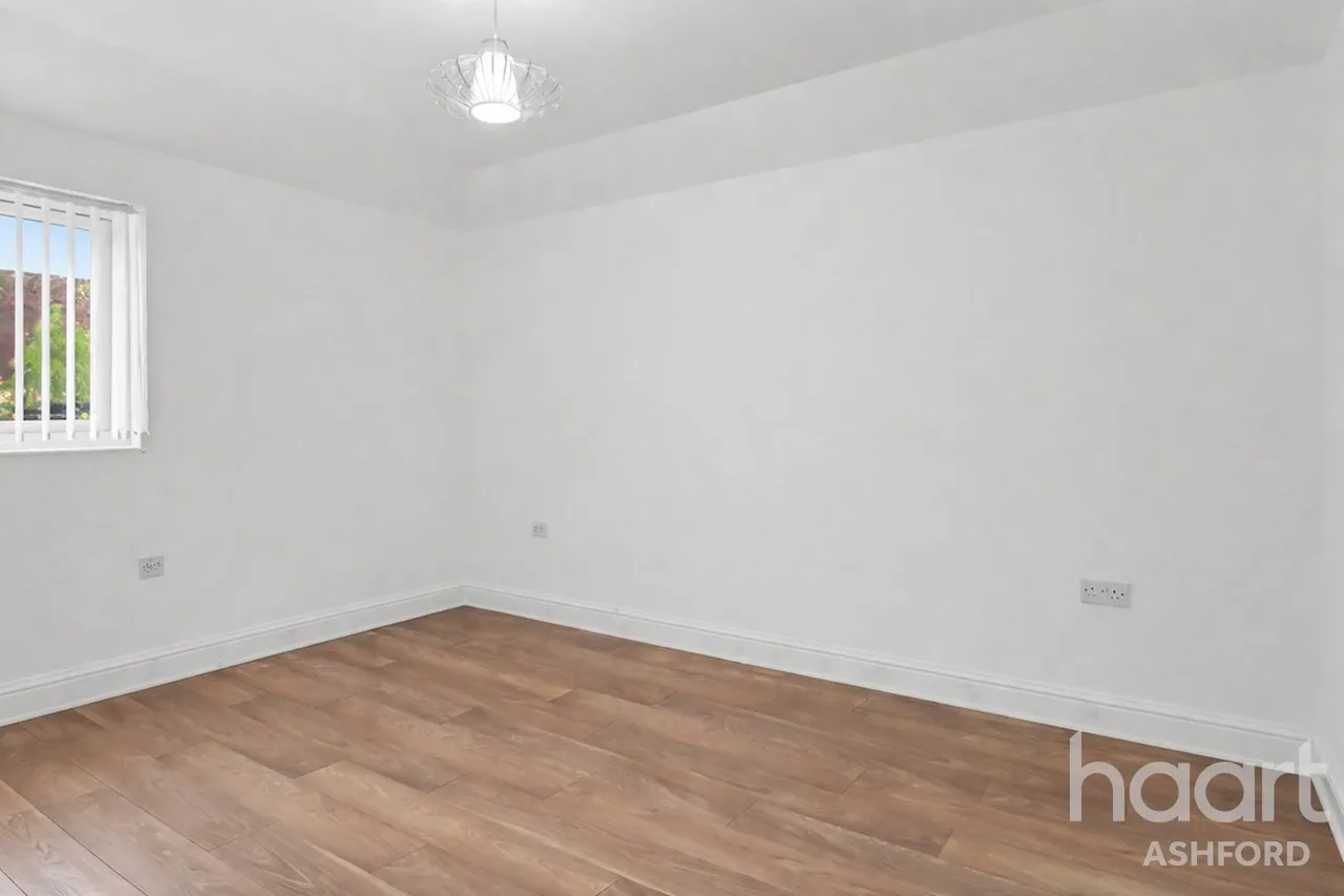 Northumberland Avenue, Ashford, TN24, photo 25