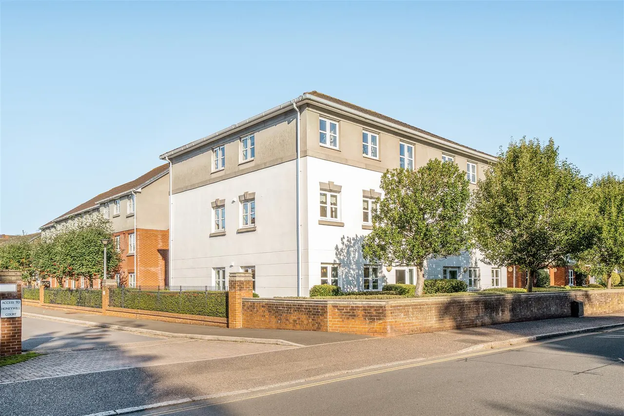 Butts Road, Heavitree, EX2, photo 15