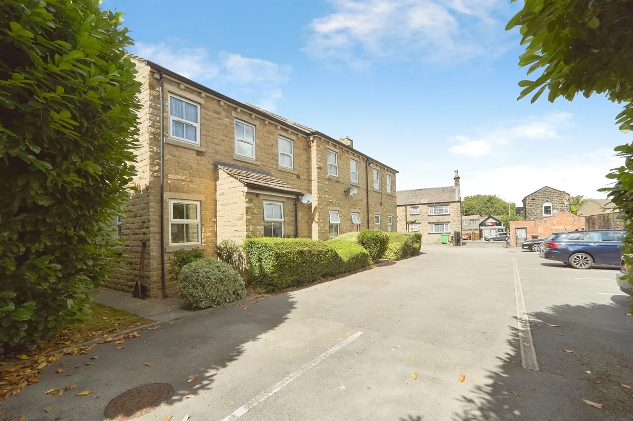 Rodley Lane, Rodley, LEEDS, photo 4
