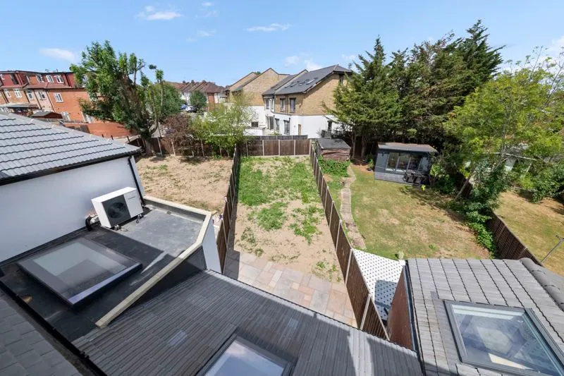 Gonville Crescent, Northolt, photo 19