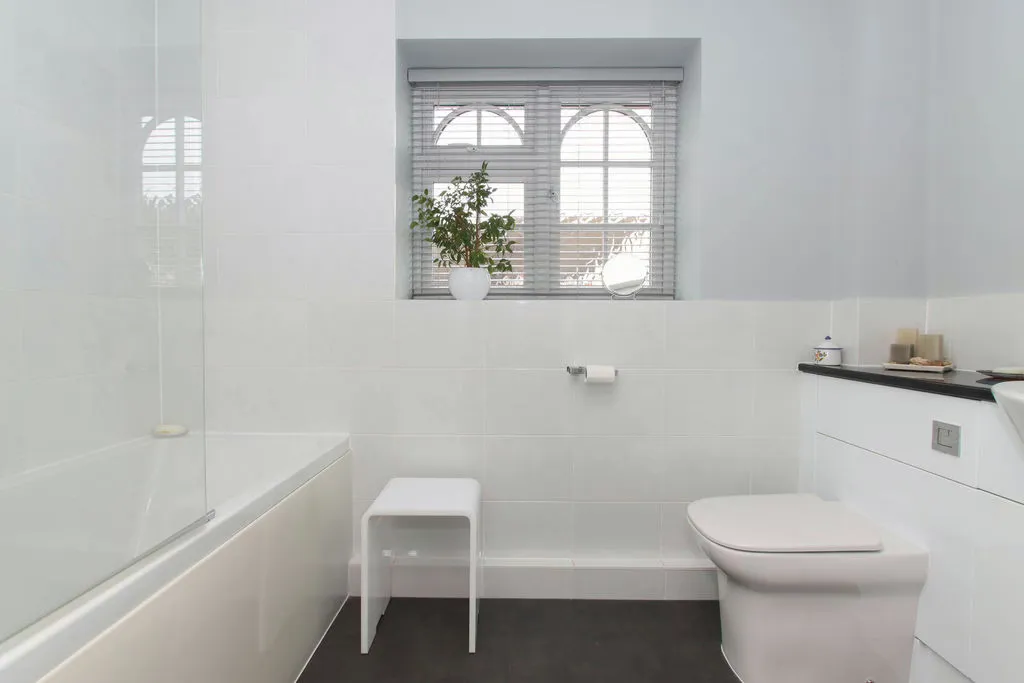 Dunsley Place, Tring, Hertfordshire, HP23 6JL, photo 9