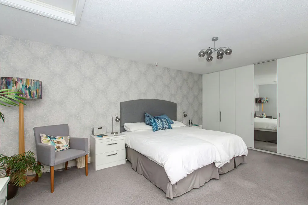 Dunsley Place, Tring, Hertfordshire, HP23 6JL, photo 16