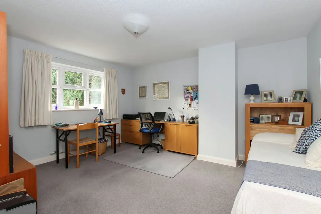 Dunsley Place, Tring, Hertfordshire, HP23 6JL, photo 8