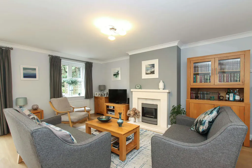 Dunsley Place, Tring, Hertfordshire, HP23 6JL, photo 5