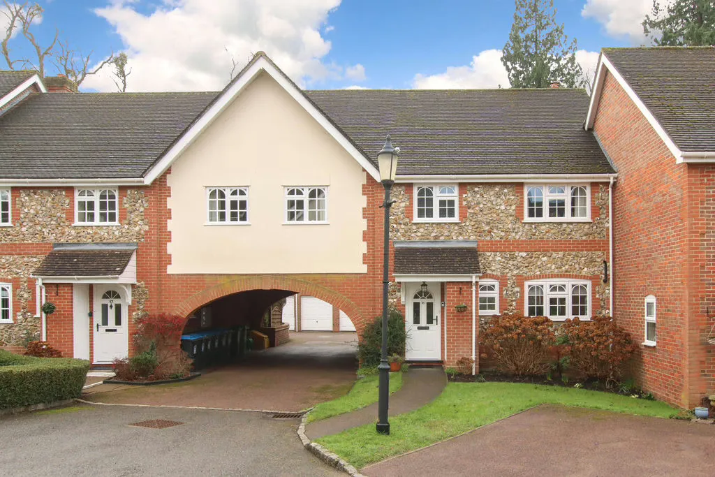 Dunsley Place, Tring, Hertfordshire, HP23 6JL, photo 11