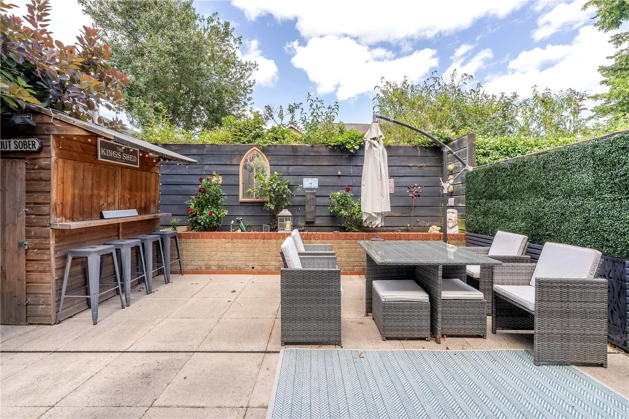 Fallow Place, Teddington, TW11 8GW, photo 12
