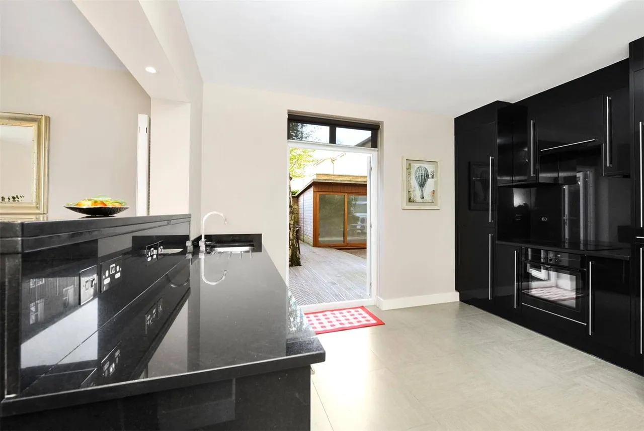 Boydell Court, St John's Wood Park, NW8, photo 11