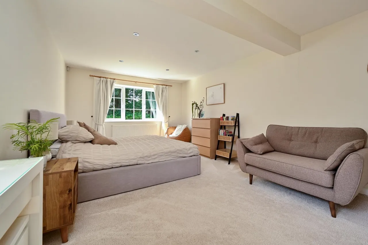 Oak Bank, Lindfield, RH16, photo 18