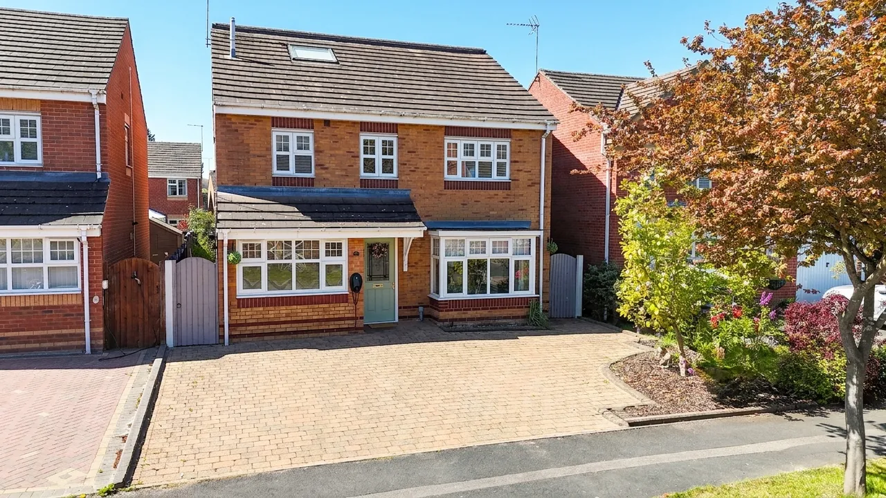 6 bed house for sale, Ebony Close, Stafford, ST16