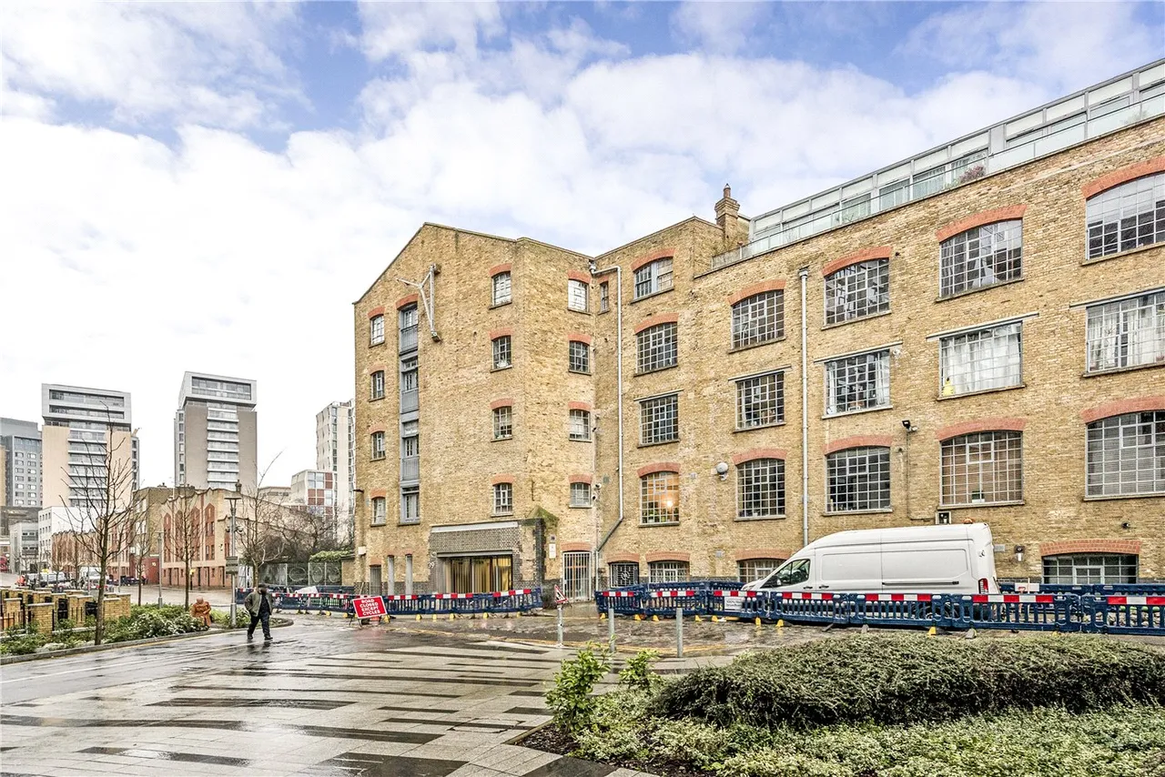 Gowers Walk, London, E1, photo 8
