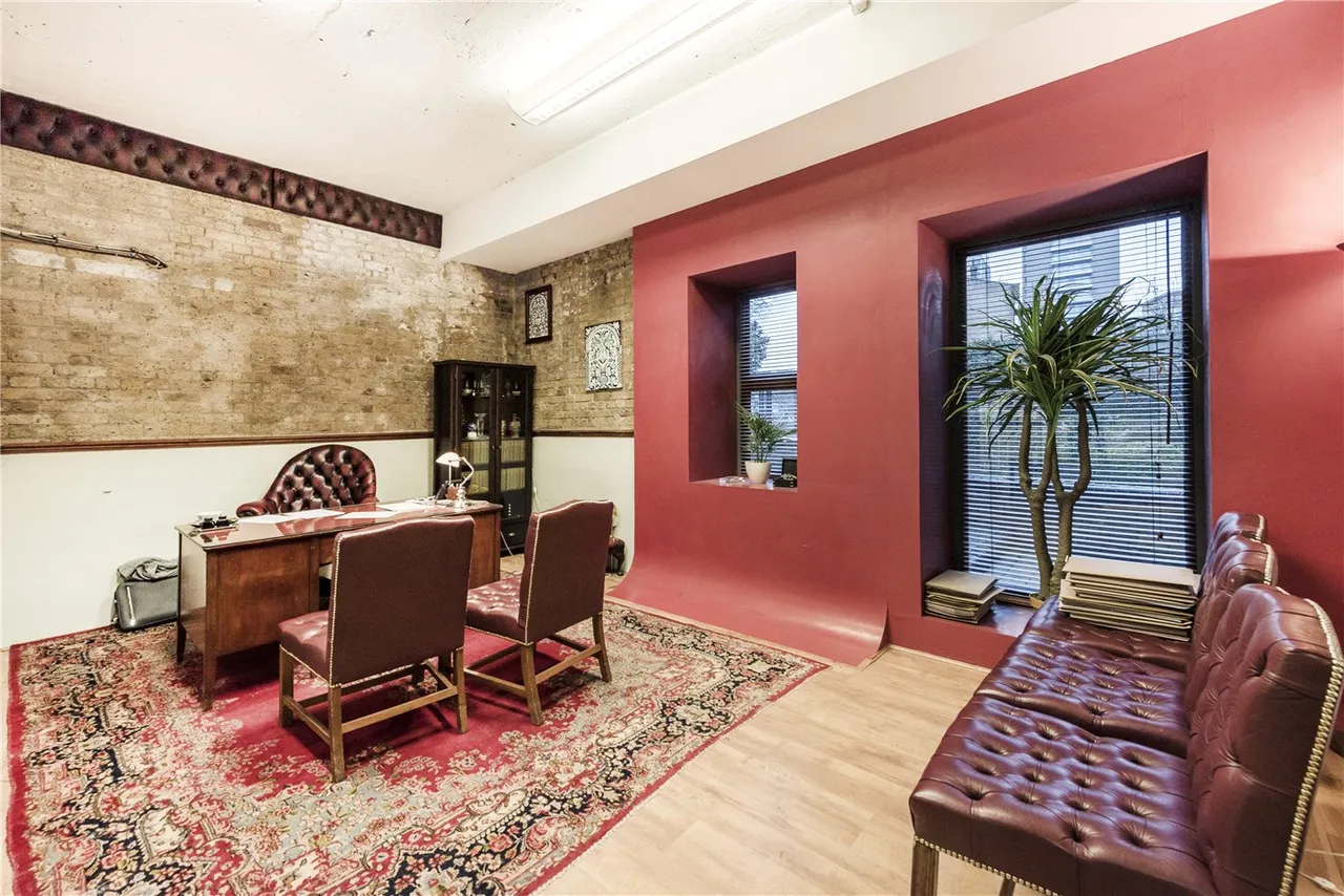4 bed flat for sale — Gowers Walk, London, E1