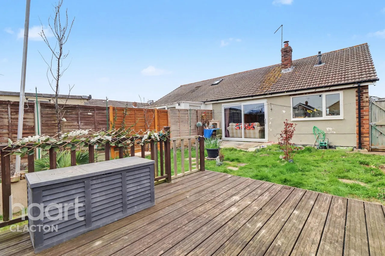 Virginia Close, Clacton-On-Sea, CO15, photo 8