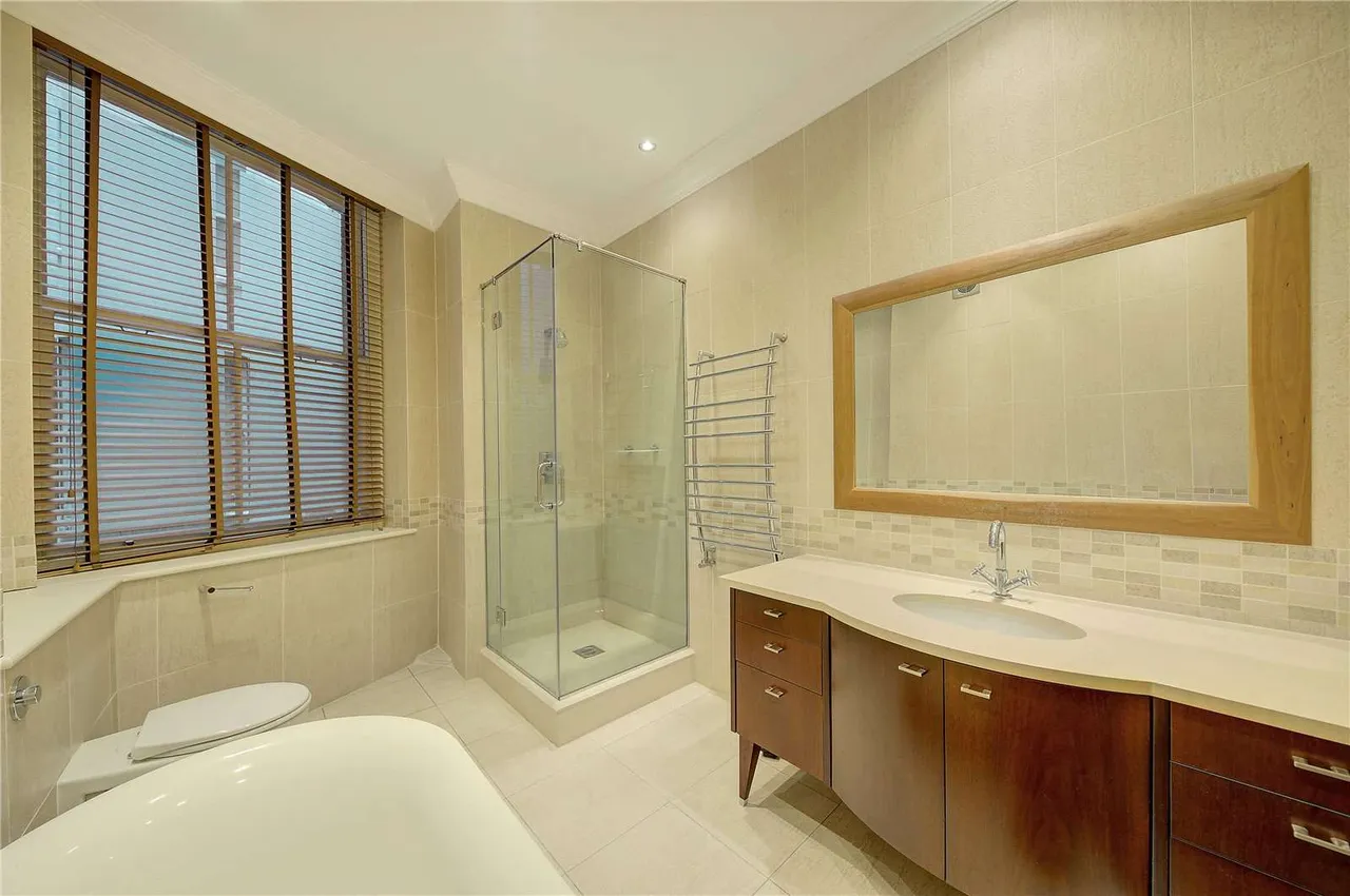 Cadogan Court, Draycott Avenue, London, SW3 3BX, photo 6