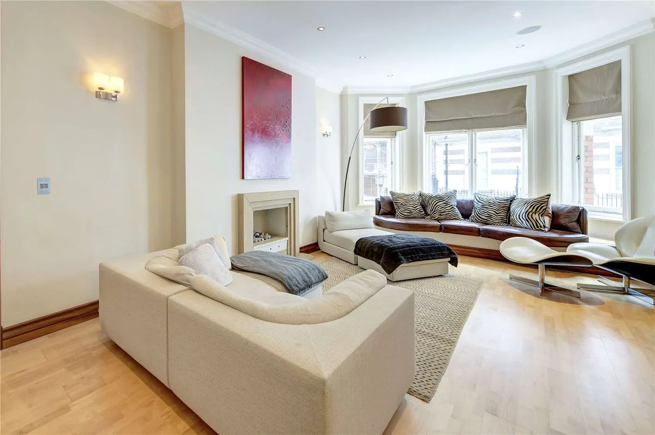 Cadogan Court, Draycott Avenue, London, SW3 3BX, photo 8
