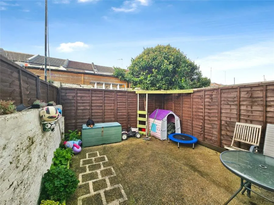 Shearer Road, Portsmouth, PO1, photo 2