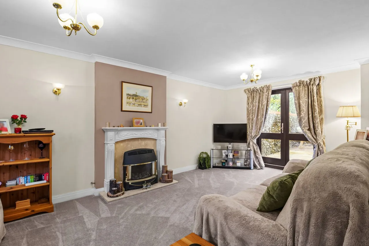 Darby Close, Shenley Lodge, Milton Keynes, MK5 7EX, photo 2