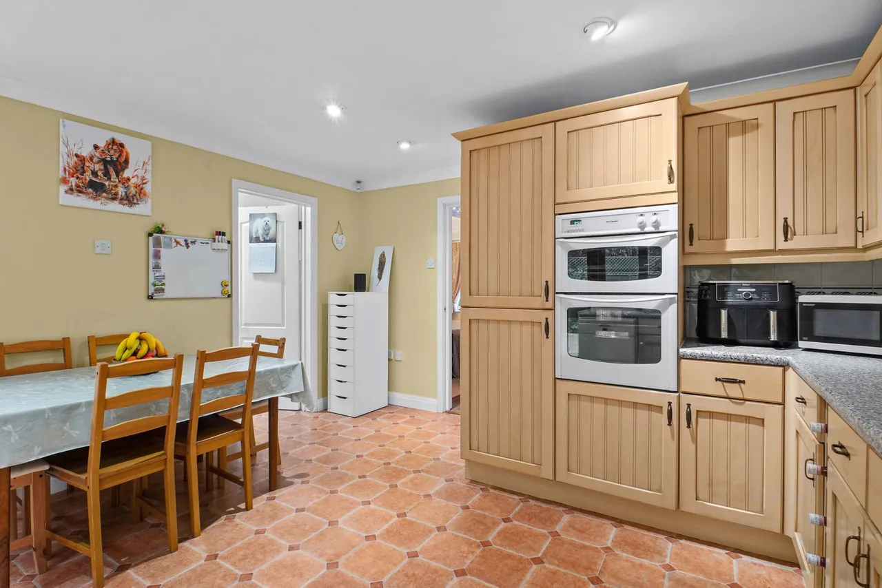 Darby Close, Shenley Lodge, Milton Keynes, MK5 7EX, photo 4