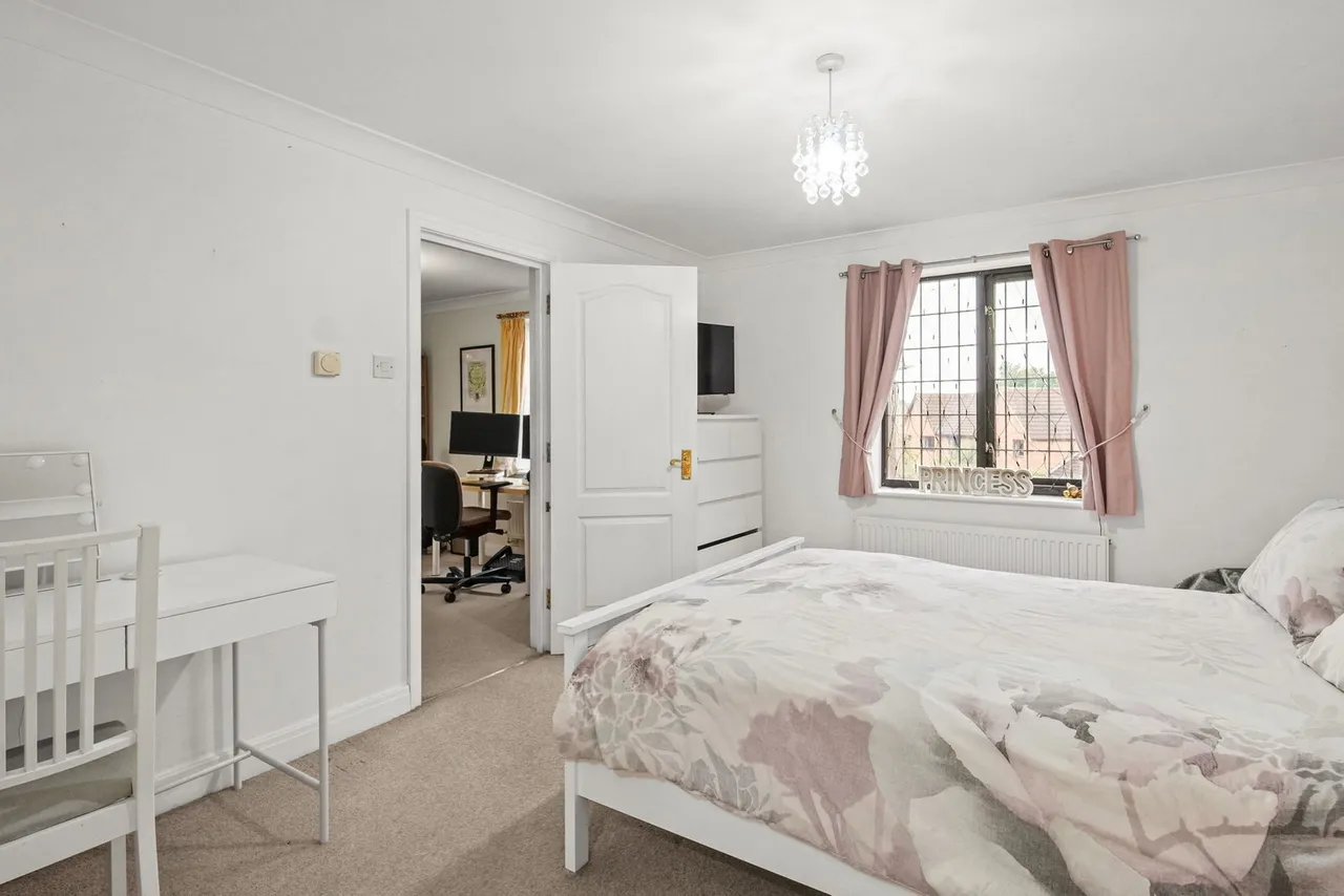 Darby Close, Shenley Lodge, Milton Keynes, MK5 7EX, photo 9