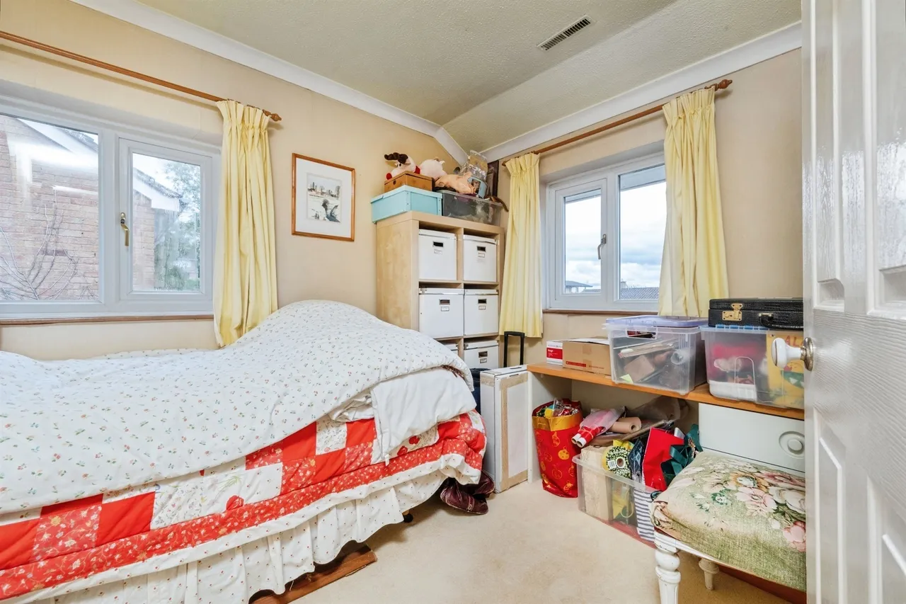 Page Hill Avenue, Buckingham, MK18, photo 14