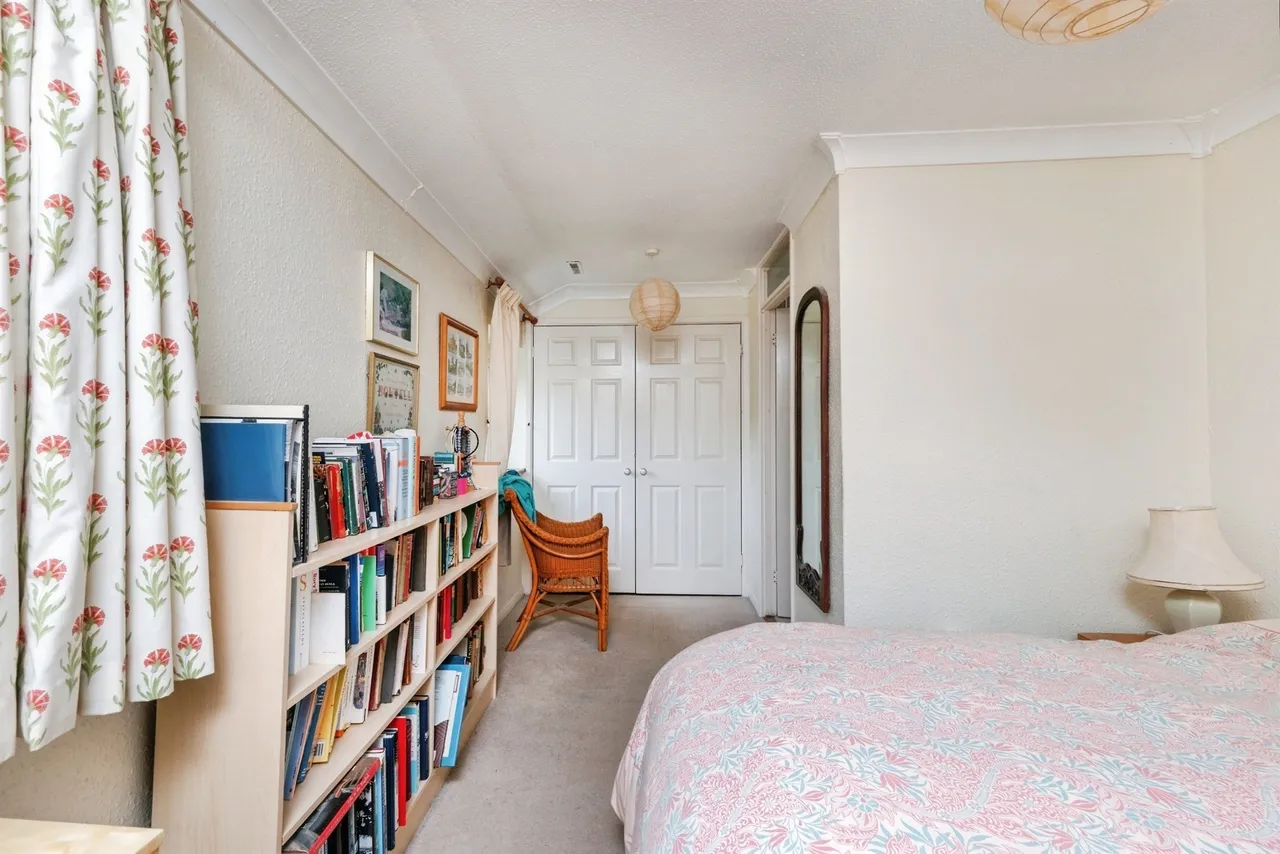 Page Hill Avenue, Buckingham, MK18, photo 9