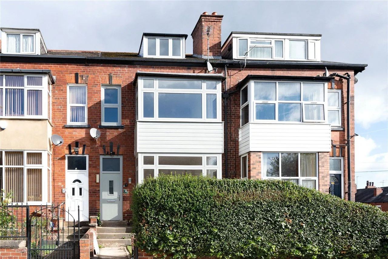 4 bed house for sale, Grange Avenue, Leeds, LS7