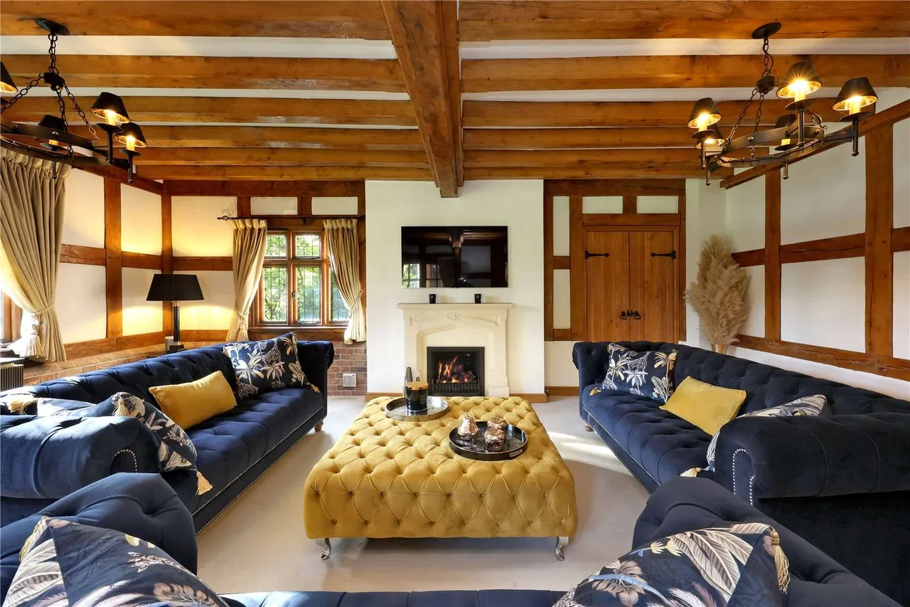 Wentworth Estate, Callow Hill, Virginia Water, Surrey, GU25 4LD, photo 6