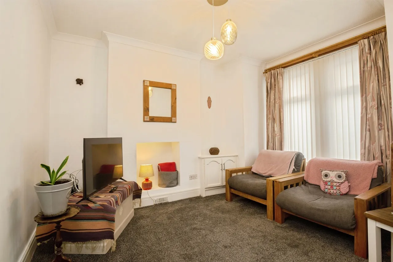 Radyr Road, Cardiff, photo 3