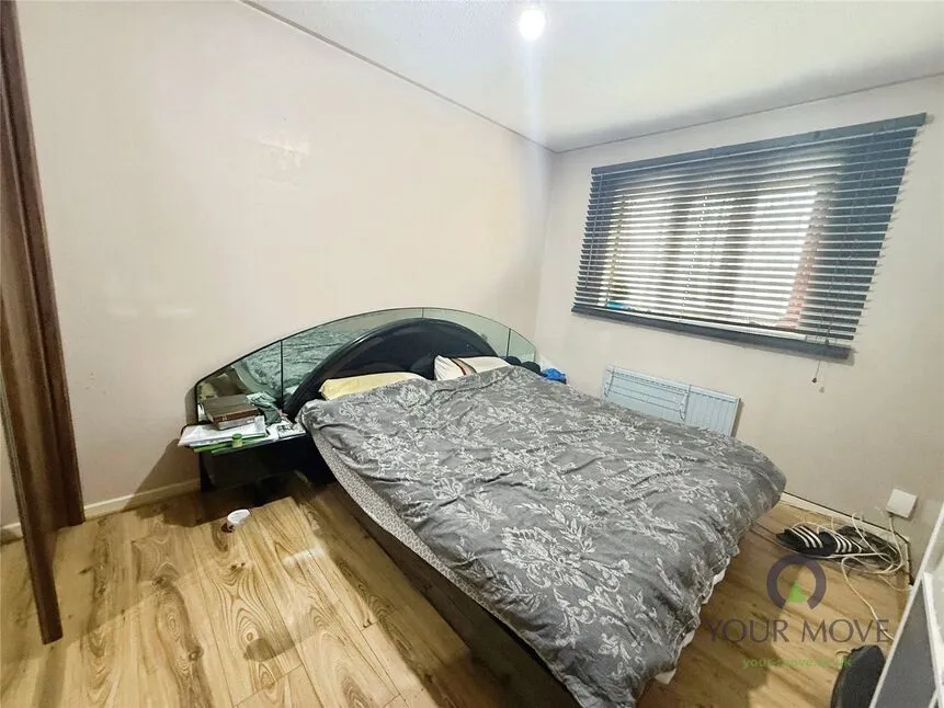 Eastgate Close, London, SE28, photo 7