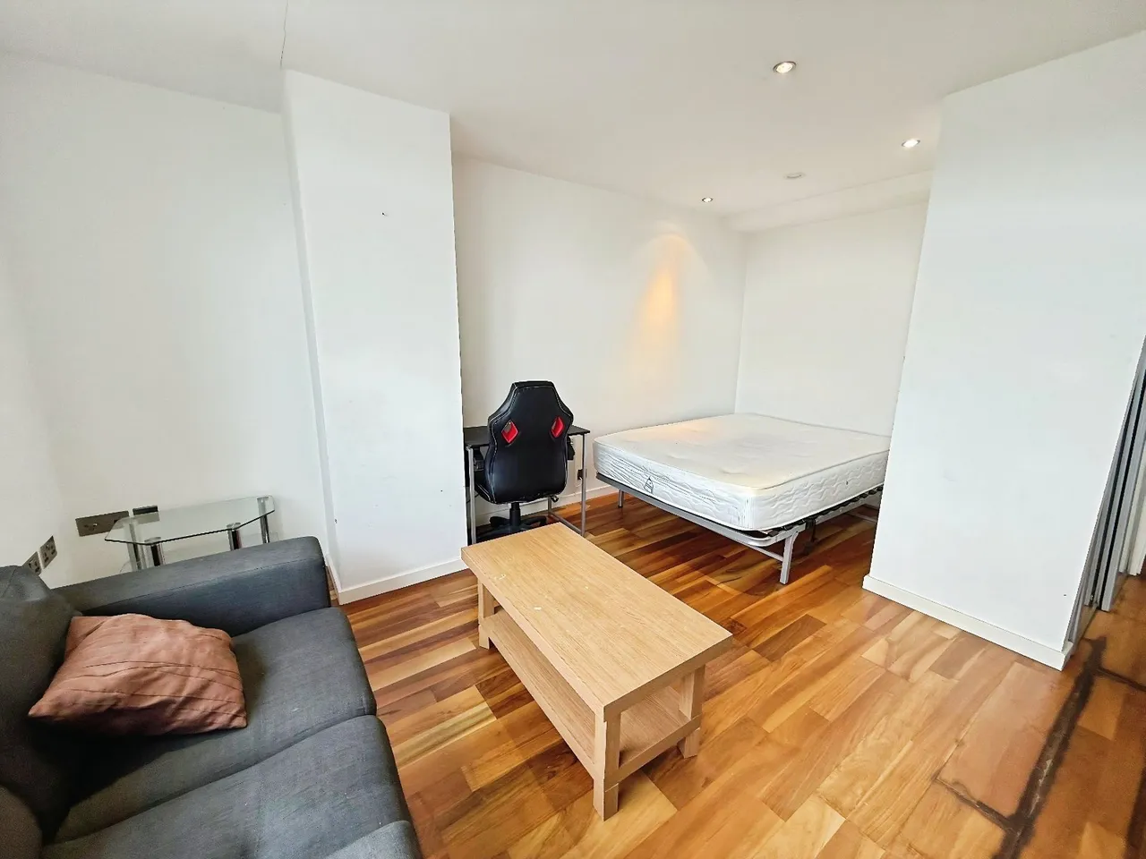 Wellington Street, Leeds, LS1, photo 5