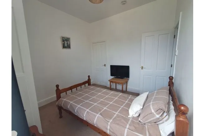 Tredcroft Street, Glossop, SK13, photo 15