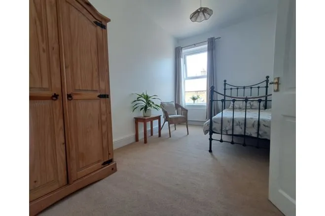 Tredcroft Street, Glossop, SK13, photo 18