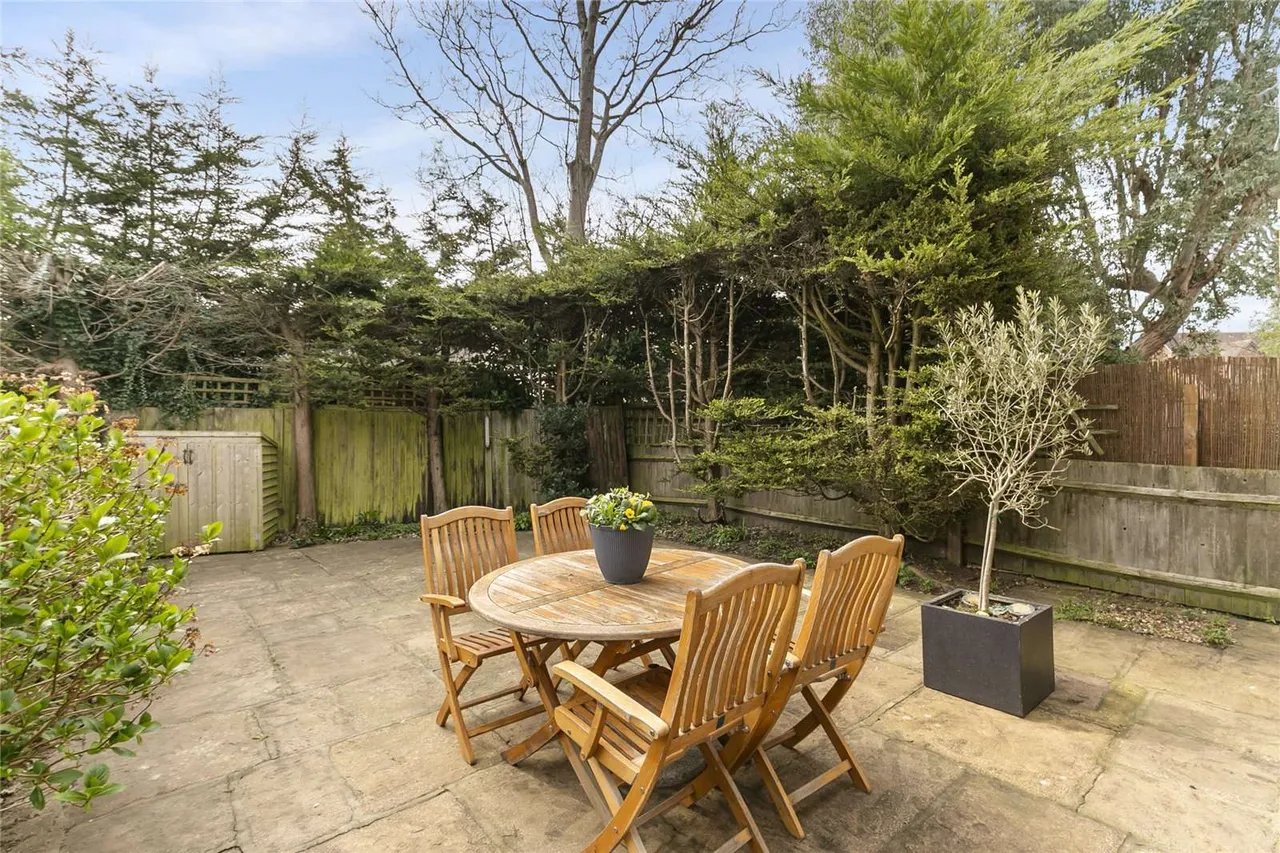 Cottenham Park Road, Wimbledon, London, SW20 0SY, photo 4