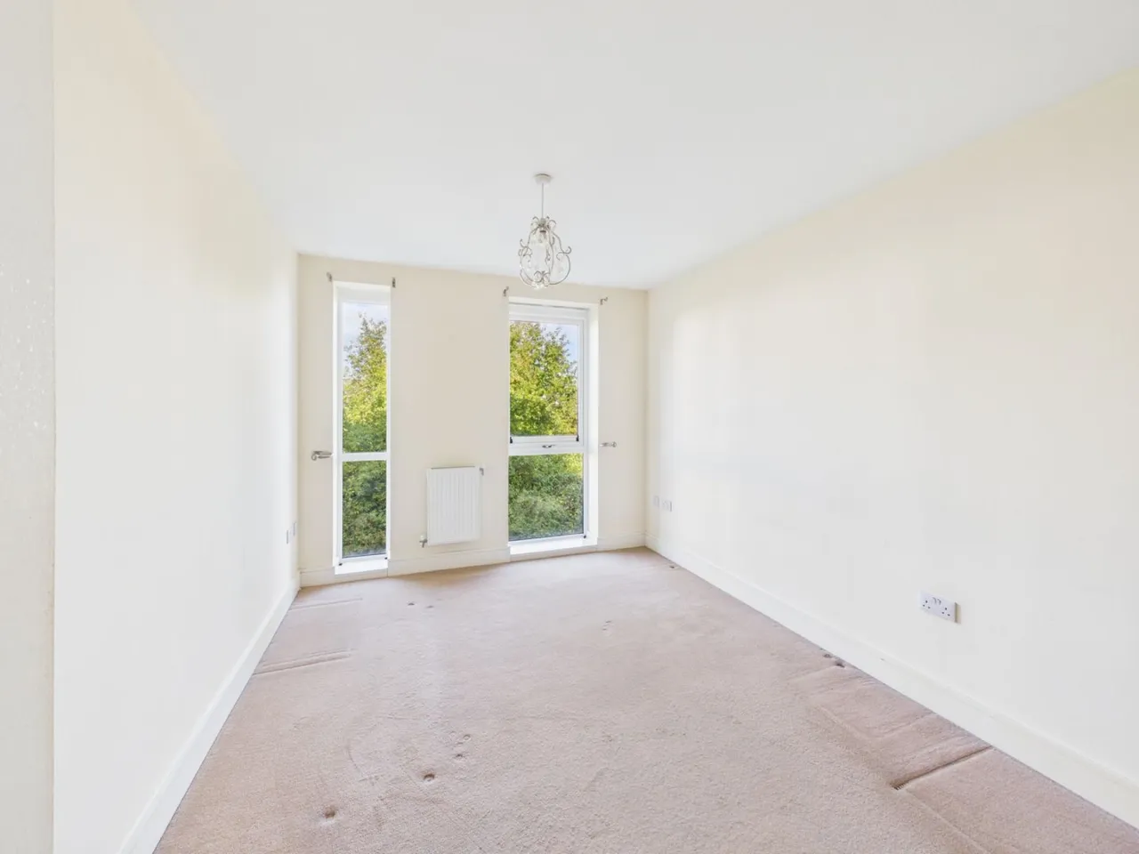 Russell Avenue, Locking Parklands, BS24, photo 13