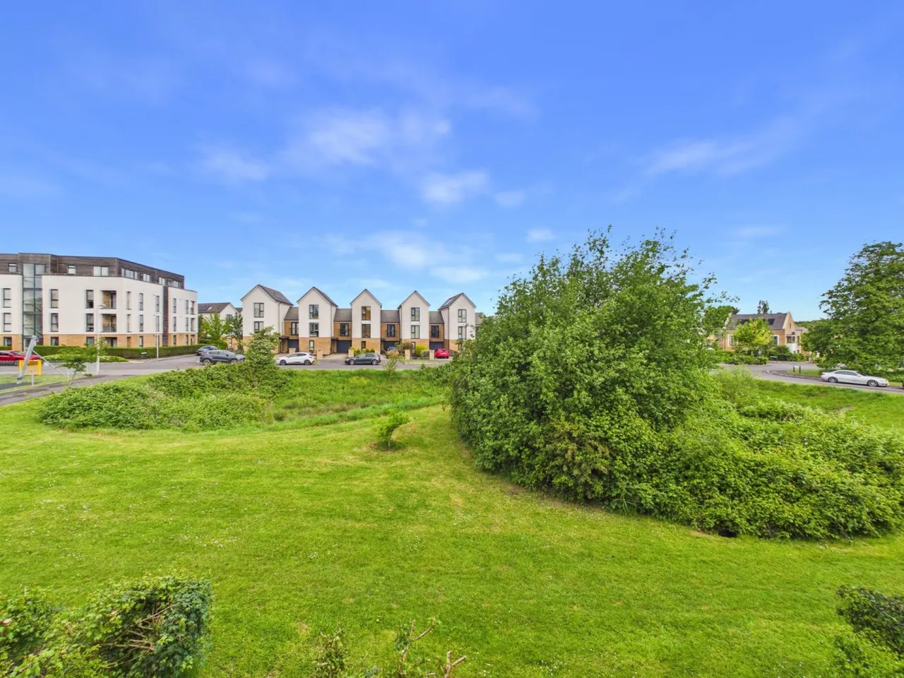 Russell Avenue, Locking Parklands, BS24, photo 10