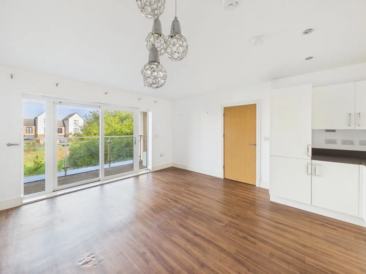 Russell Avenue, Locking Parklands, BS24, photo 5